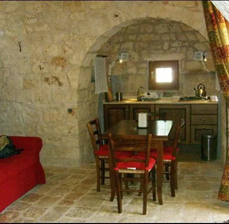 Trullo Della Luna 别墅 *