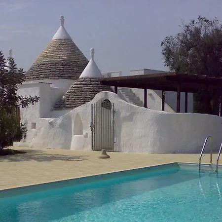 Trullo Della Luna 圣米凯莱萨伦蒂诺