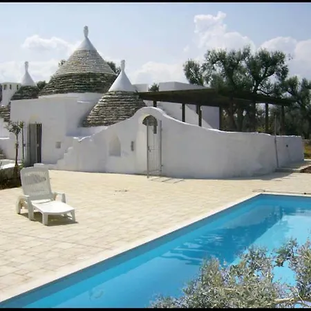 Trullo Della Luna 别墅 圣米凯莱萨伦蒂诺